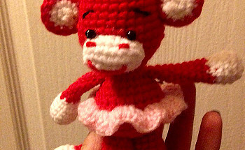 Вязаная игрушка Обезьянка