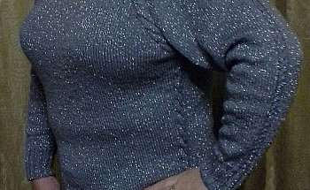 Серый джемпер