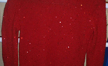 Красный джемпер для девочки.