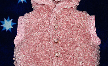 Безрукавка для девочки