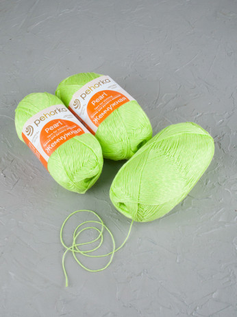 Пряжа Пехорка «Жемчужная» - (483 - Незрелый лимон)