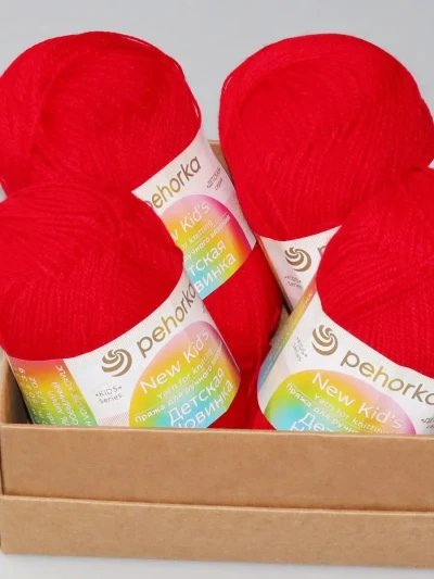Пряжа Пехорка «Детская новинка» - (06 - Красный)
